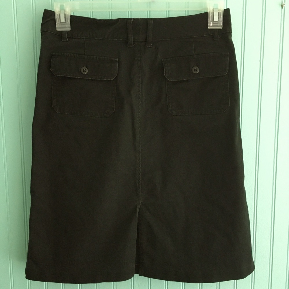 Black sz 8 Gap mini skirt with front and back vents - Picture 2 of 6